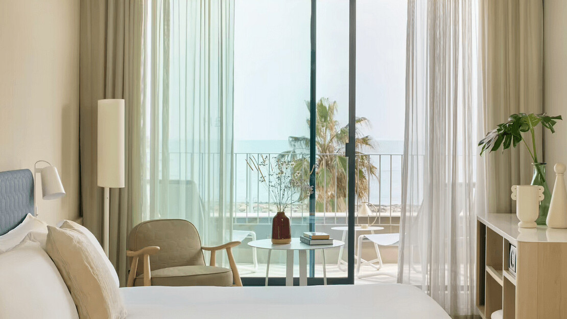 Extra ME+ Junior Suite Sea View 